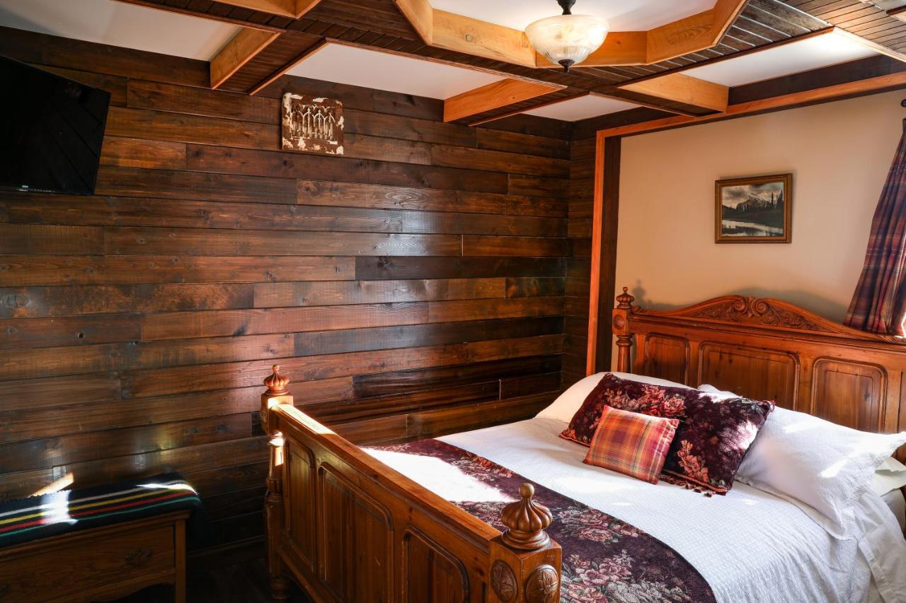 The Cochrane Rockyview Hotel Zewnętrze zdjęcie