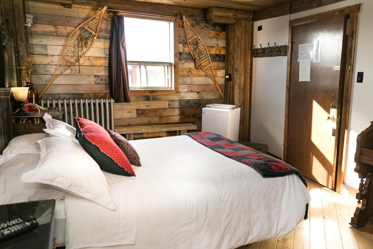 The Cochrane Rockyview Hotel Zewnętrze zdjęcie