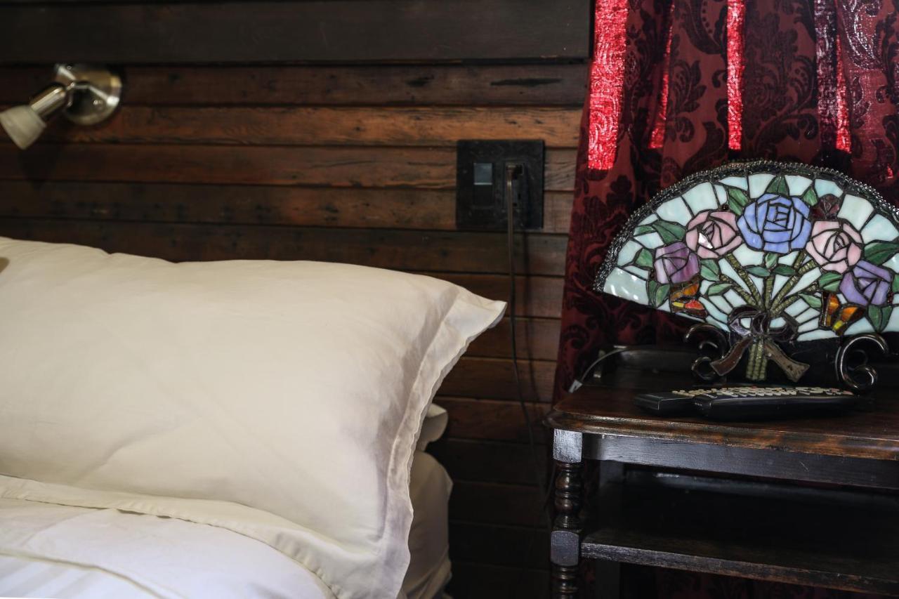 The Cochrane Rockyview Hotel Zewnętrze zdjęcie